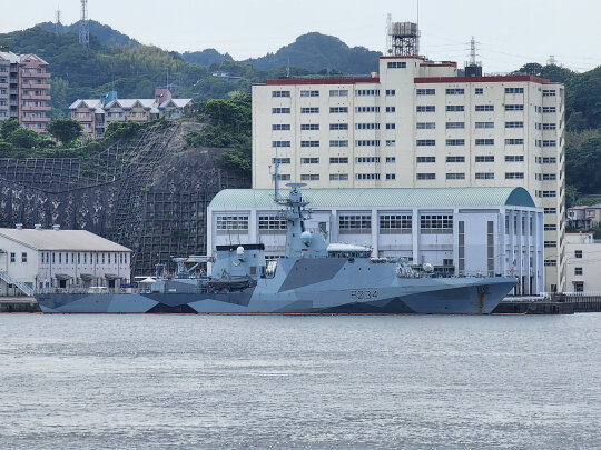 vol185-2b.jpg
